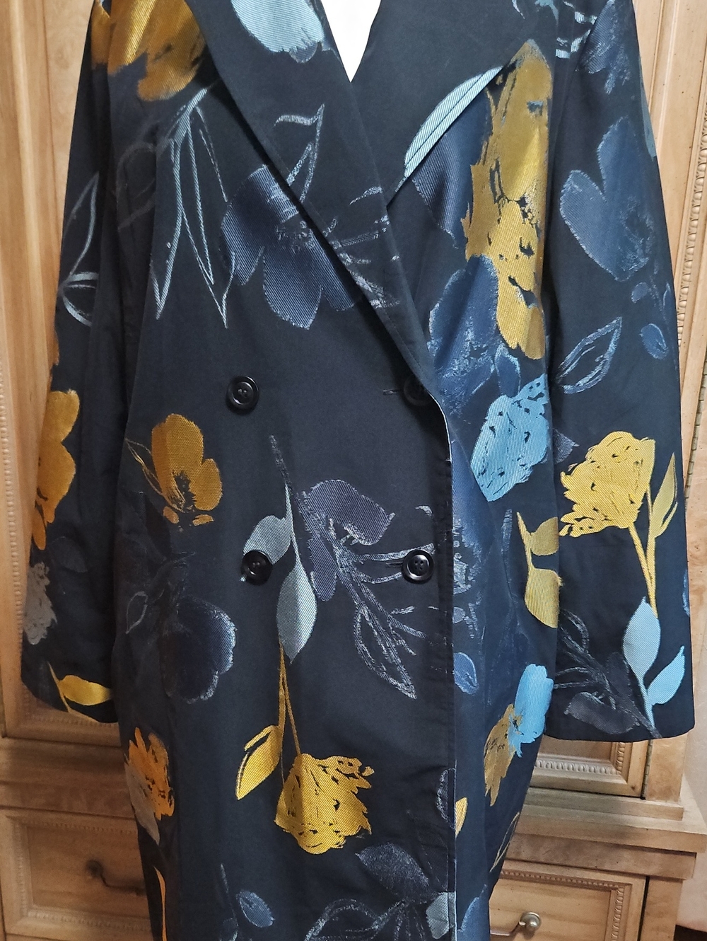 Chico's Stunning Black Trench Coat with Blue & Gold Floral Print - Picture 9 of 11